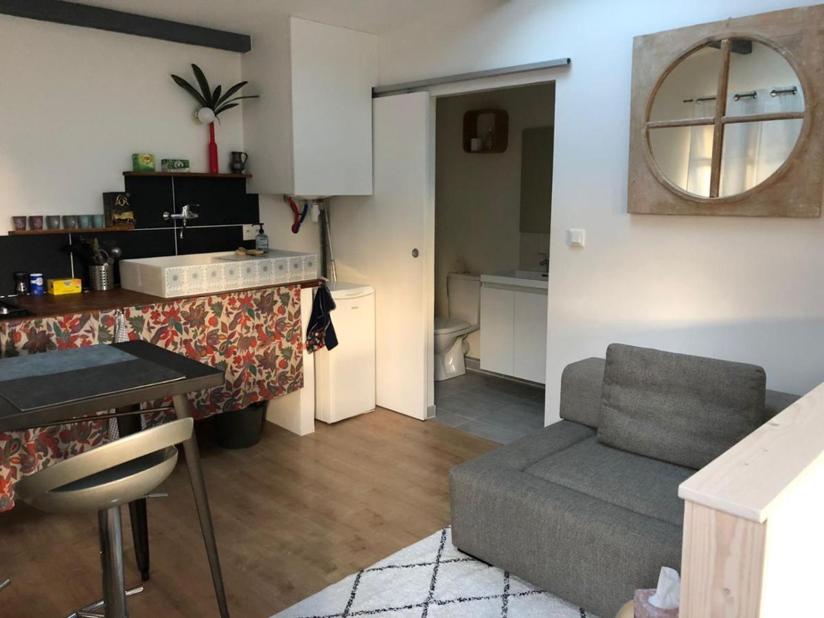 Charmant logement avec parking Appartement Orvault Buitenkant foto