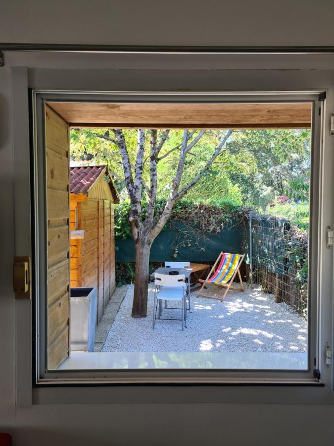 Charmant logement avec parking Appartement Orvault Buitenkant foto